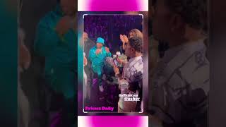 Why Usher gotta do Ray J like that 😩😂 #usher #rayj #bobbyvalentino #thedream #hiphopculture