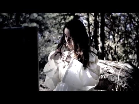 Cuatro y Medio - Bella Durmiente (Video Oficial)