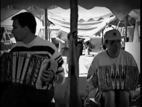 Rozmaria - Chicago's Milwaukee Avenue & Bill Czerniak Concertina Band - June 1994