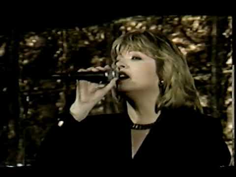 Jasna Zlokic Jedna lađa morem plovi & Kad odu svi LIVE