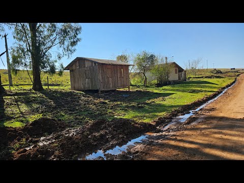 FOMOS VER ONDE CAIU UM AVIÃO E TEM UM TÚMULO NA BEIRA DA ESTRADA/ JAQUIRANA RS 