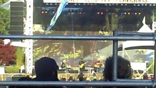 Emmylou Harris - Here I am