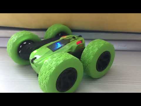 обзор машинки stunt car *на пульте управления*