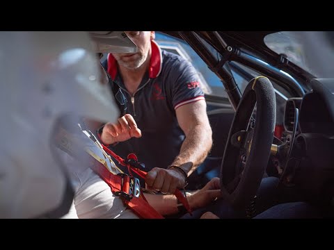 Ferrari 458 Challenge Pálya Versenyautó vezetés | élménypláza.hu