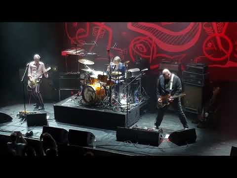 Triggerfinger - Man Down (Rihanna Cover), Live @ Tivoli Utrecht, 03-02-2019