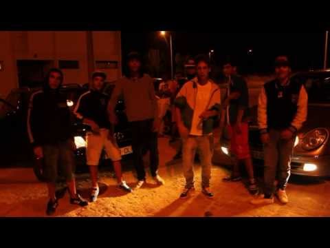 Lá Família B.E. - Vida Madrasta ( Samora, Jonny C. & Balele )