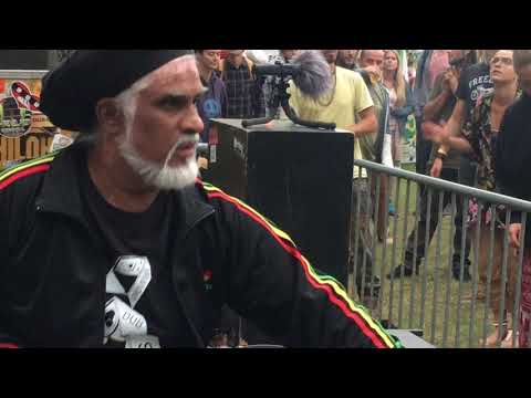 King Earthquake (uk) - Babylon Is Falling & dub (J Lalibela & Obf) @ rastaplas (nl) 140719