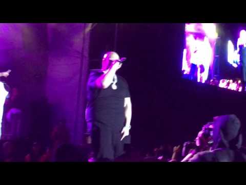 HIP HOP ŽIJE 2017 / FAT JOE - "LEAN BACK" LIVE (Bratislava)