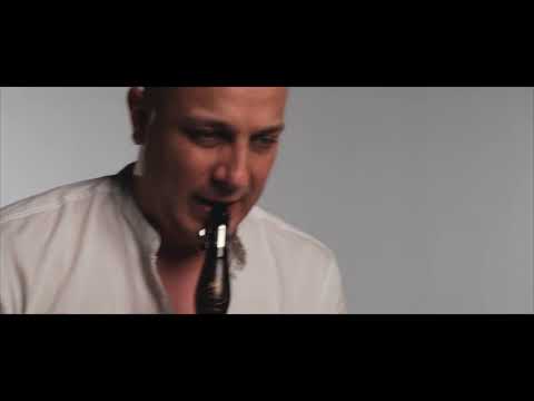 Lounge Clarinet Player in Dubai