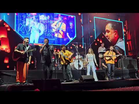 AHYRE, Jorge Rojas, la Sole y Raly Barrionuevo - " La luna" (Estadio Delmi 07-12-24)