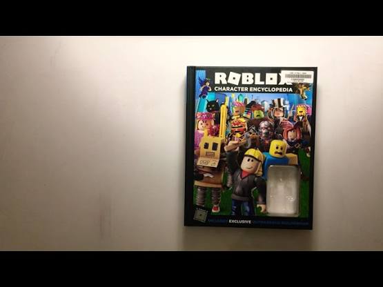 Roblox Character Encyclopedia Inside - roblox top battle games official roblox hardcover