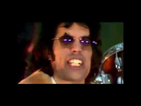 Genesis V Queen - Mama we will rock you