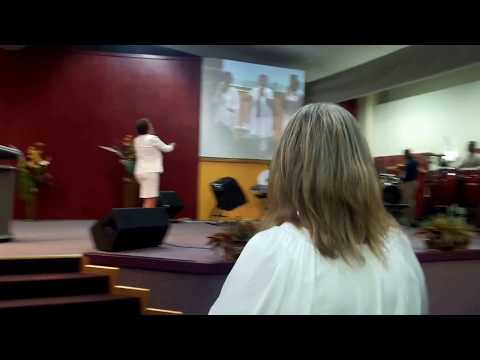 Loesje Rattan-Poulo - Hesus A Tuma Tur E Karganan (Afterlude)