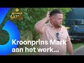 Mark is weer FLINK DE BAAS AAN HET SPELEN | Familie Gillis