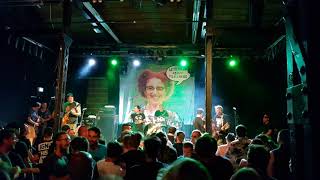 Lagwagon - Hurry up and wait (live in Wels, Austria)
