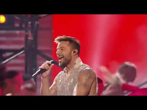 Ricky Martin, Residente y Bad Bunny - Cantalo