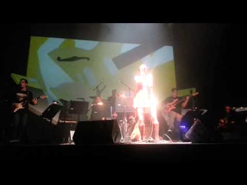 Samantha Dagnino canta en homenaje a Los Beatles 08/06/2014 en Chacao
