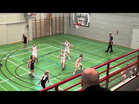 Kori-80 Sun - KaPo99 / B-tytöt sarjan ottelu 1