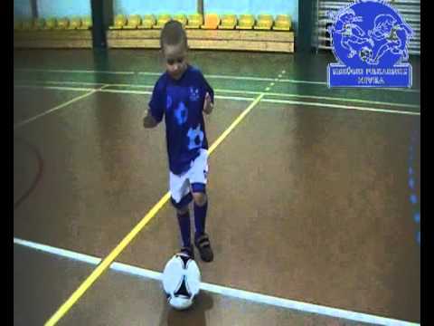 ZWÓD KROK2 - EKS Kolektyw Radwanice - podstawy piłki nożnej