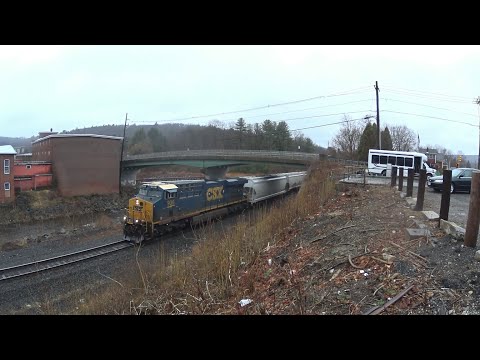 CSX X264 Extra In Warren MA  With Power At The Front And Back Of The Train