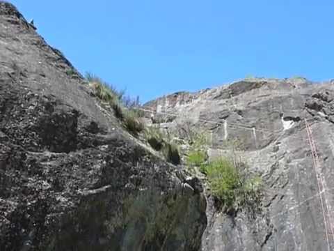 MELLOBLOCCO 2014 -- "Tyrolean traverse line - from above" by Nicola Noe