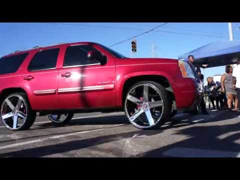 GMC Yukon on Chrome Dub Ballers Wrap Starz Car Show