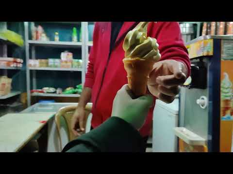 Nightlife in Gulmarg | Midnight Ice-cream in Gulmarg