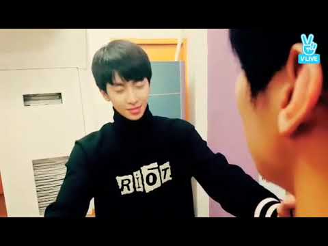 [ENG SUB] 161213 UP10TION V LIVE - 눙물편지 낭독시간