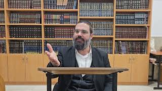 הרב חיים סרוסי - פרשת תצווה תשפ"ה - מה הקשר בין אדר למזל דגים? (הרב חיים סרוסי) - התמונה מוצגת ישירות מתוך אתר האינטרנט יוטיוב. זכויות היוצרים בתמונה שייכות ליוצרה. קישור קרדיט למקור התוכן נמצא בתוך דף הסרטון