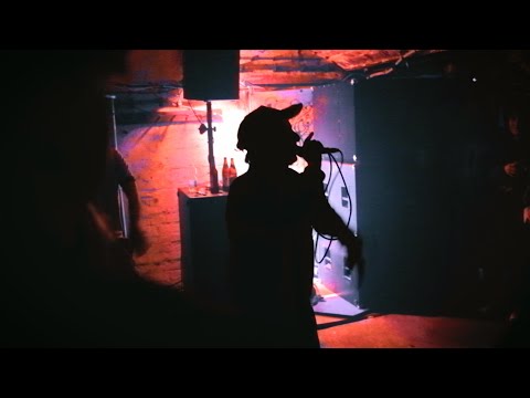 Posse Unter Tage - Piper Perri & Ungebetene Gäste