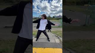 階段から落ちそう⁉︎#shorts