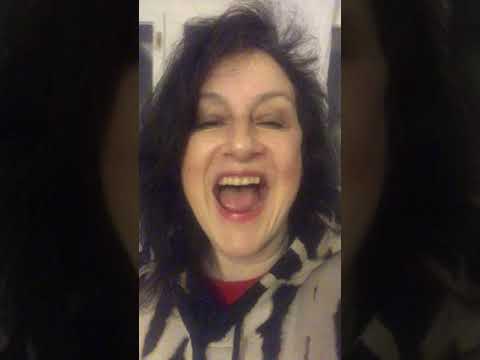 Cora Frost - 12 Fragen - Wie verändert Corona die Choreographie unseres Alltags?