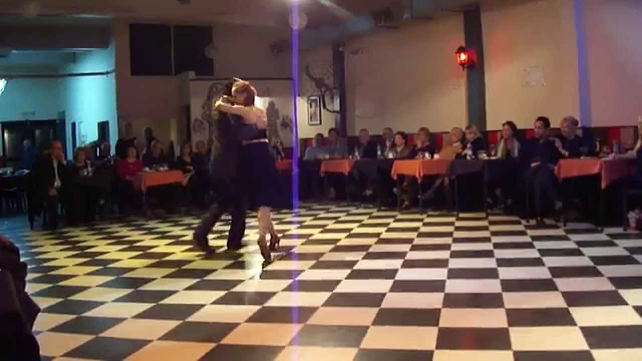 Video thumbnail for Sin Rumbo, bailan Rolando Valdivia y Elsa Wirth 2/2