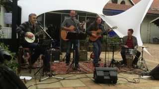 Achter 't huus (Daniel Lohues cover) door Project Lohues part II