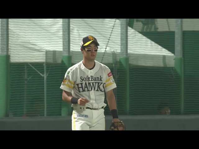 【ファーム】ジャンピングキャッチ!! ホークス・勝連大稀 痛烈な打球を見事に捕った!!  2024年8月2日 福岡ソフトバンクホークス 対 広島東洋カープ