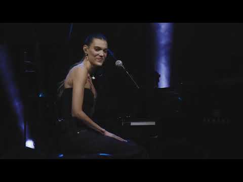 Heaven - Charlotte Cardin