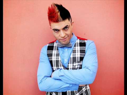 Tus Giati glukia mou klais