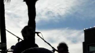 Spoon- I Saw the Light -live at Waterloo