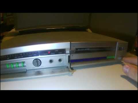 JVC D-E3 Cassette Deck. Draw loading.