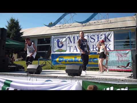 Dzsiiza X EN.I.EL Mindenki úgy szeret - 2015. 07. 11. Pécs, Hullámfürdő