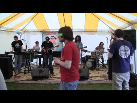 Native Maze at Phan Fare 2011 : Old Icy Jam (Older Version of IC Dub)