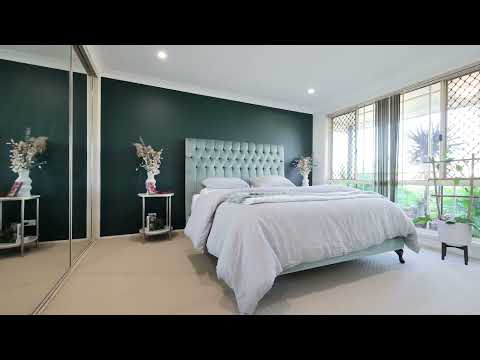 12 Blamey Road, Wattle Grove, NSW 2173, 3部屋, 1バスルーム, House