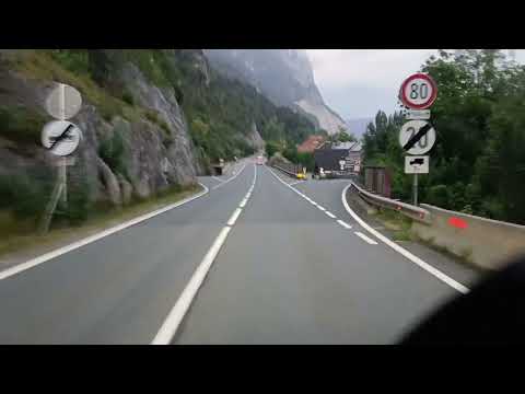 Austria(Innsbruck). Dangerous slope!!