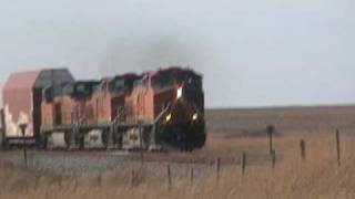 preview picture of video 'BNSF Emporia sub: 11-7-09 part 1'