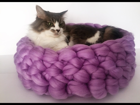 HAND CROCHET MERINO CAT BED IN LESS THAN 30 MINUTES! 10% OFF