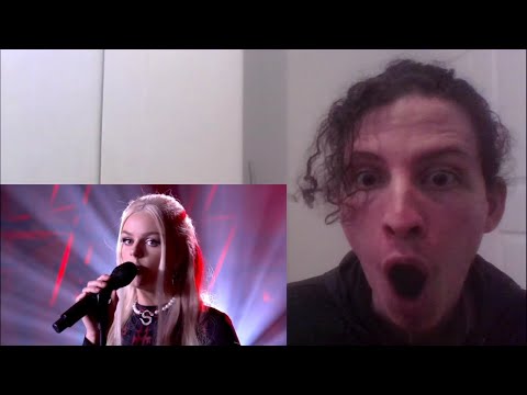Davina Michelle - LIAR (LIVE ACOUSTIC) Reaction