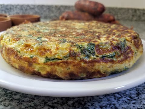Tortilla de Espinaca con Chorizo. Tortilla de vegetales con carne. Tortilla de chorizo y vegetales.