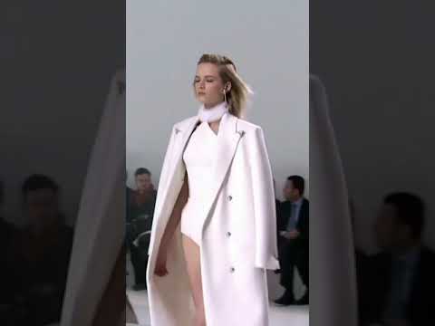 Kasiastruss & Dariastrokous in Versace Fall/Winter 2013 FashionShow