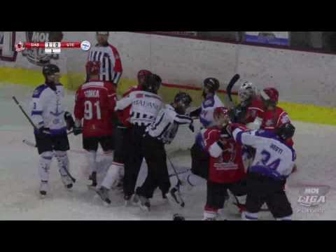 MOL227 Dunaújvárosi Acélbikák - UTE   4:2 (1:0, 2:0, 1:2) - 2:0