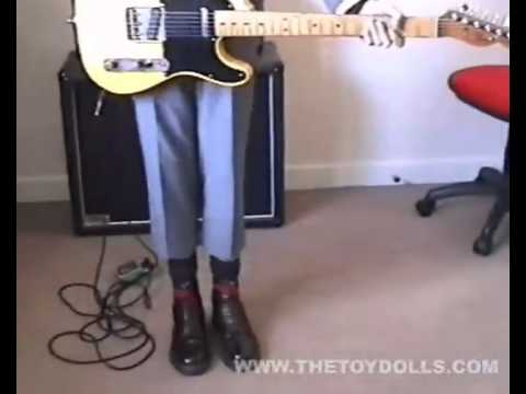 Play Guitar With Olga 2012 - Moves Jumps & The Screamer